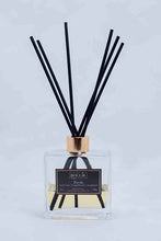 Load image into Gallery viewer, Fresh Bougie Reed Diffuser