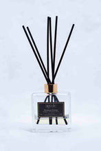 Load image into Gallery viewer, Noche Blanca Reed Diffuser