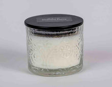 Load image into Gallery viewer, Magnolia Peony Bougie Cut Glass Clear