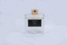 Load image into Gallery viewer, Hippy Bougie Reed Diffuser