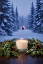 Load image into Gallery viewer, Spruce Bougie Cut Glass clear
