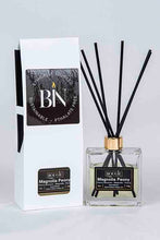 Load image into Gallery viewer, Magnolia Peony Diffuser
