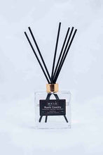 Load image into Gallery viewer, Rustic Country Reed Diffuser
